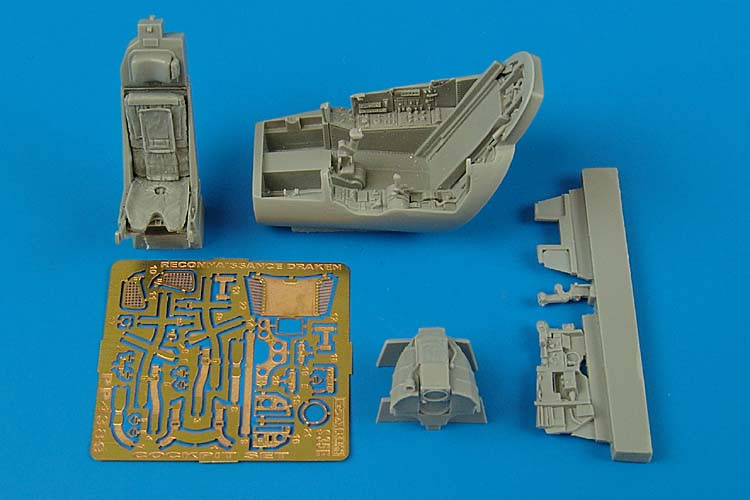 S35E Draken cockpit set S35E Draken cockpit set
